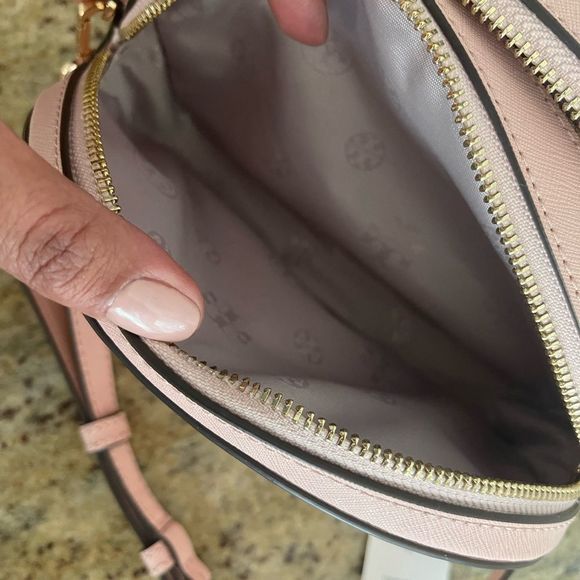 New 💓 Tory Burch crossbody - Picture 6 of 7